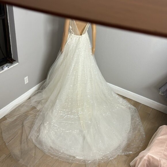 Bianco Vita Wedding Dress Couture Tulle A-line Size 10 NEW - Picture 15 of 16
